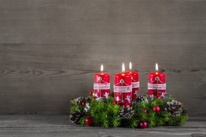 (Jeanette Dietl/Shutterstock.com) Warten auf Weihnachten mit der Agentur für Zimmervermittlung - wir helfen bei der Suche nach Pensionen, Appartements & Hotels in Lippstadt