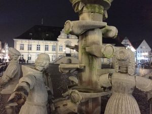 (Agentur für Zimmervermittlung) Bürgerbrunnen am Rathausplatz Lippstadt - Hotels und Pensionen in der Nähe